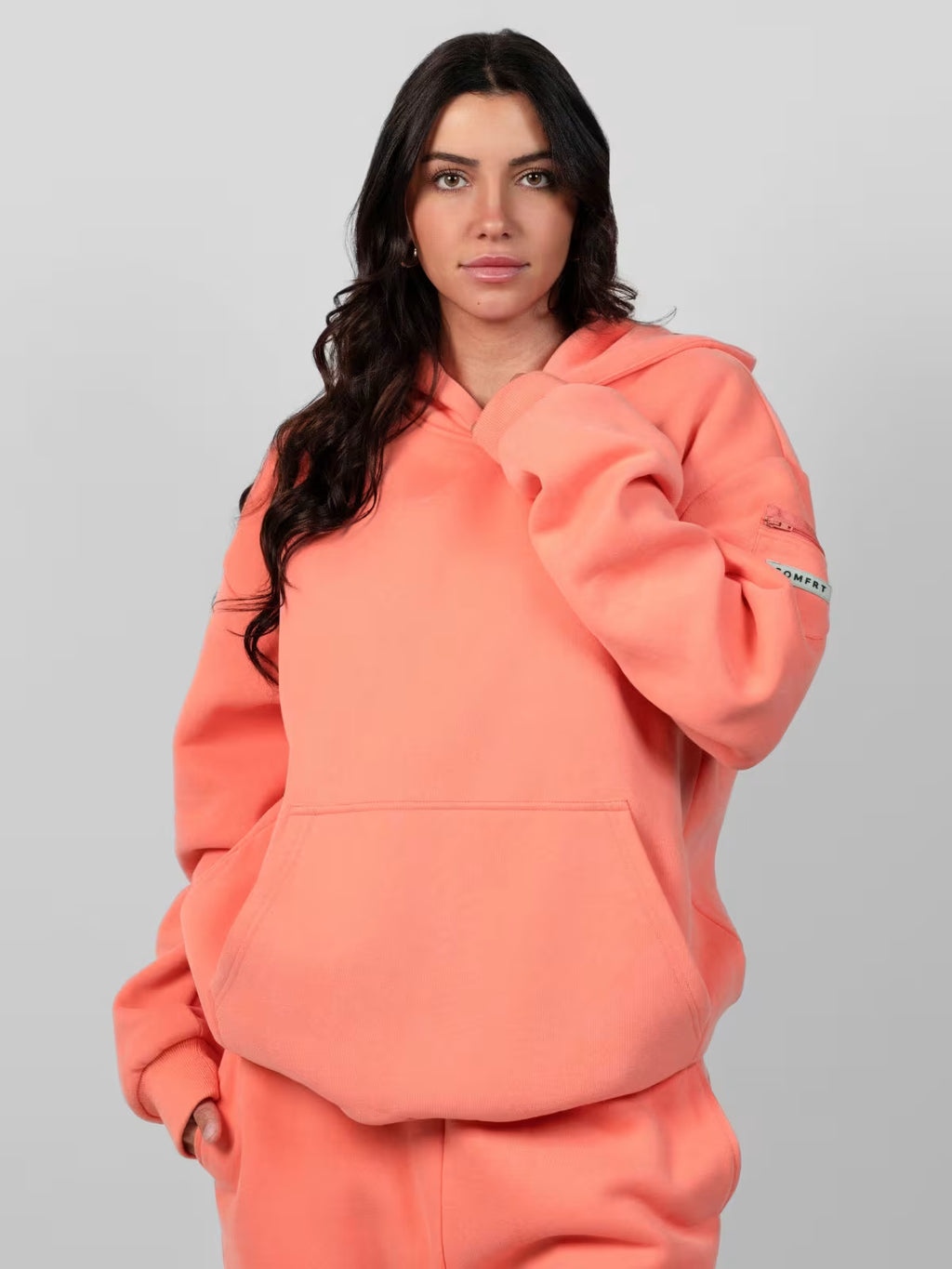 Travel Essentials Hoodie - COMFRT