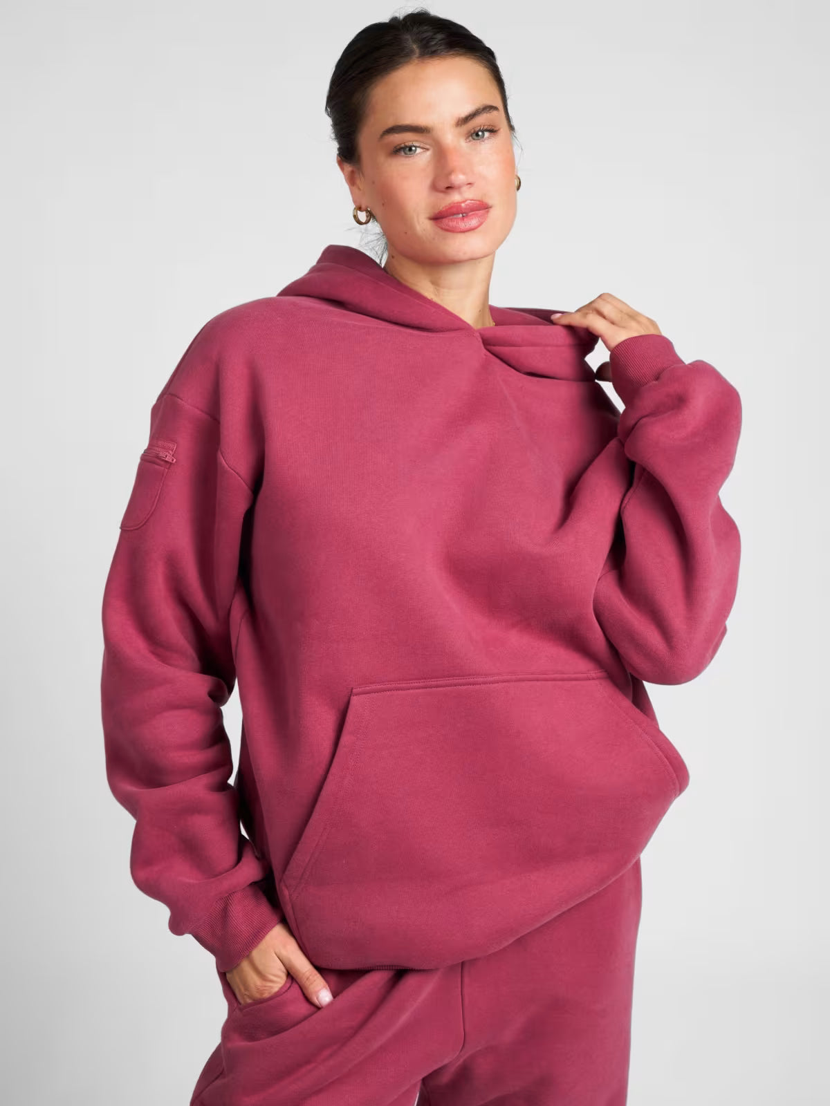 Travel Essentials Hoodie - COMFRT